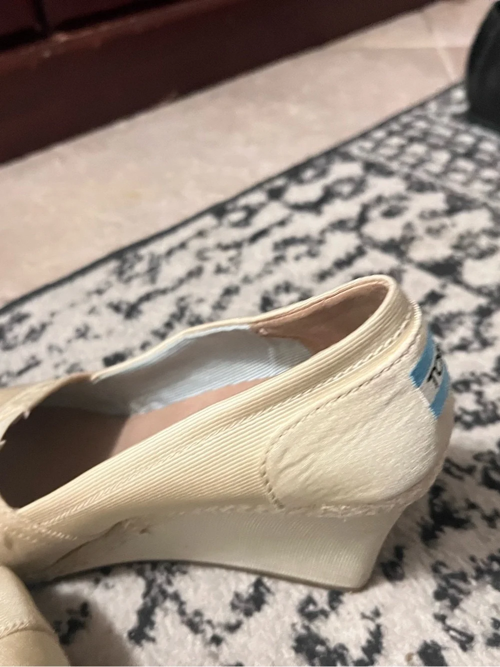 Toms slip wedge
